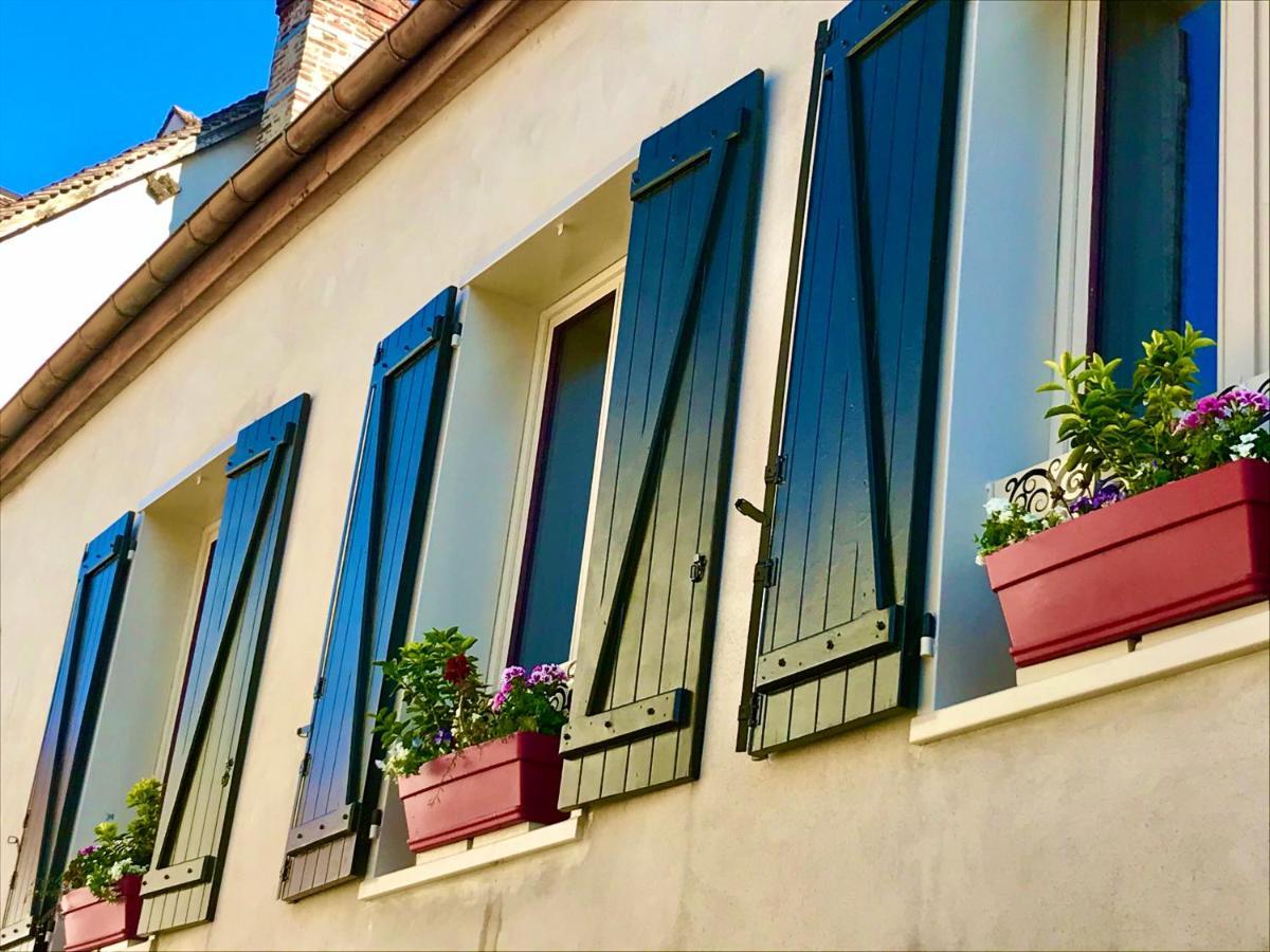 L'Elegance Au Coeur Du Medieval Apartment Provins Exterior photo